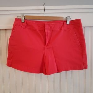 Shorts New York & Company Size 6 Coral